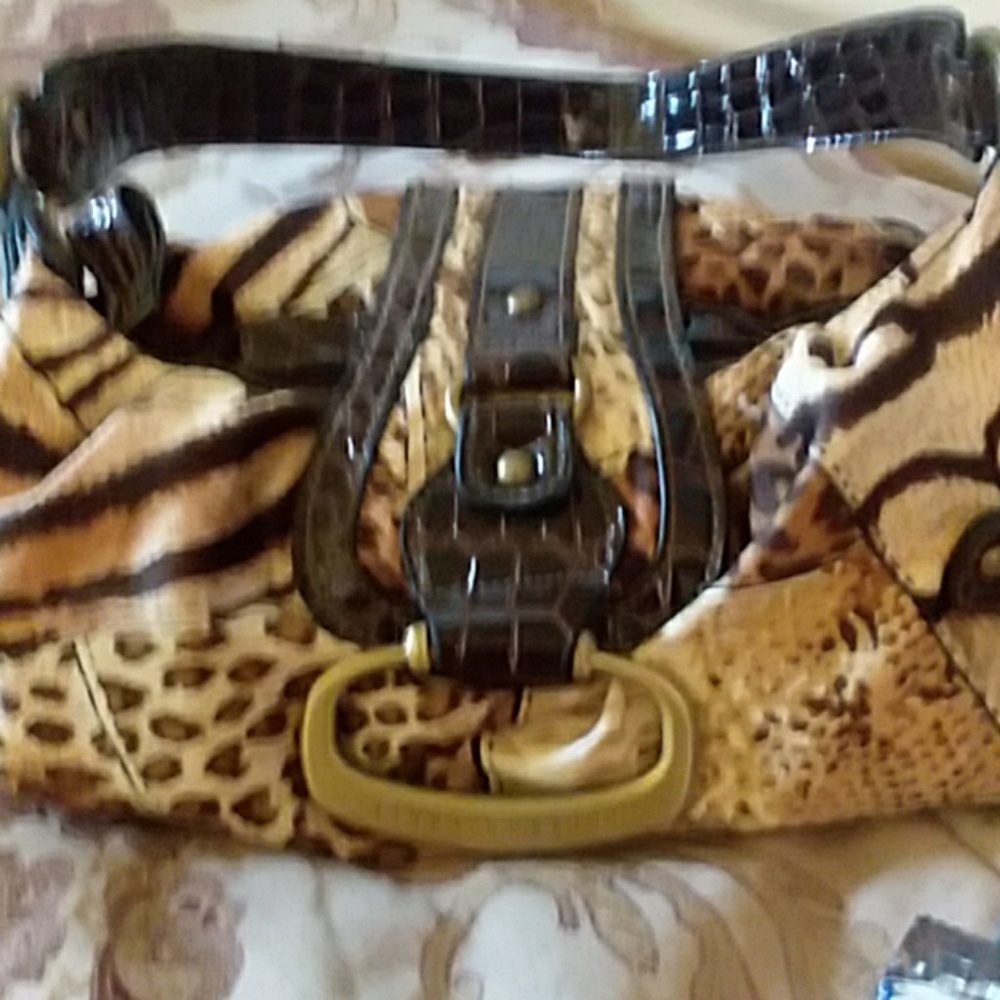 Purse - Picture 3 of 3